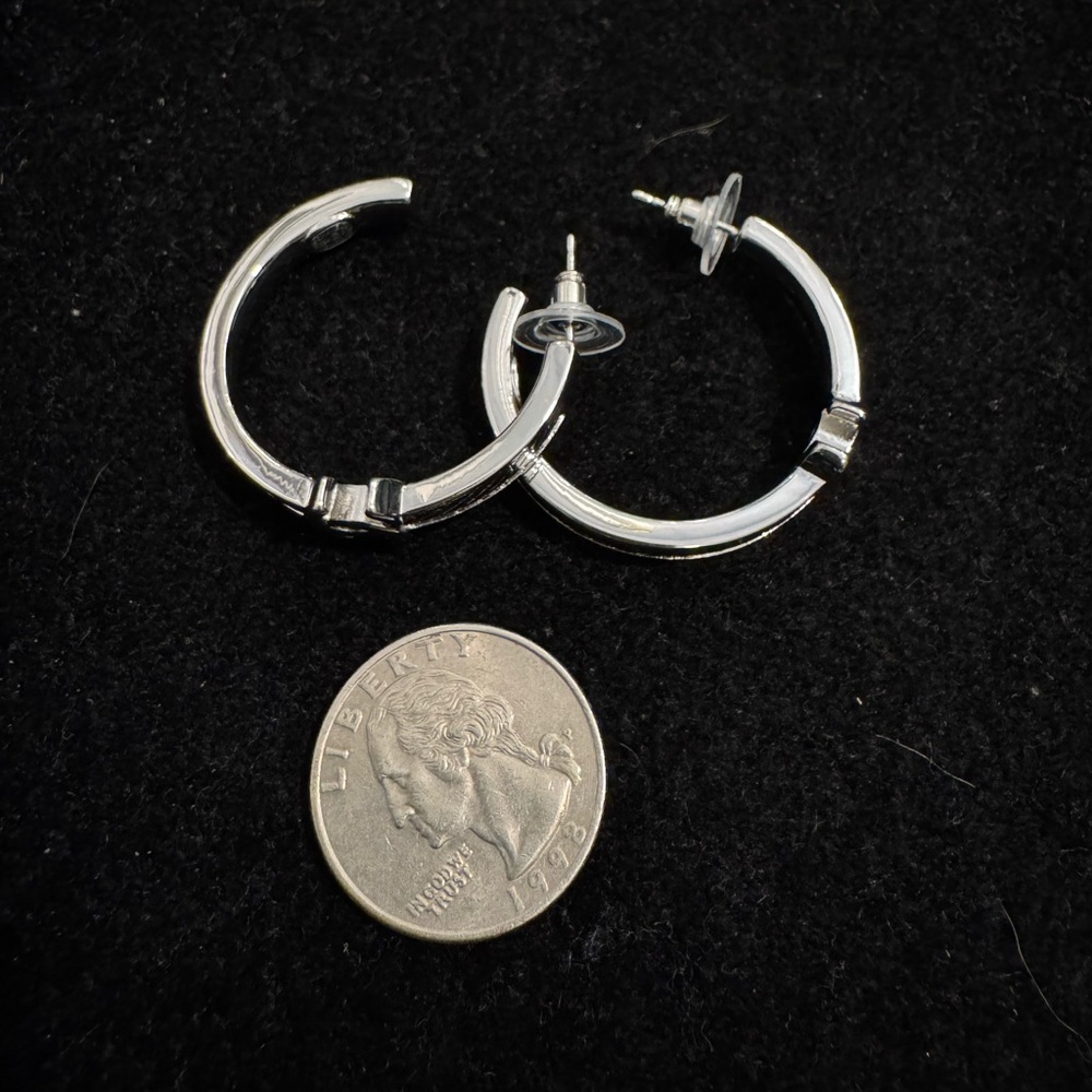 CHANEL Silver Hoop CC Etched Earrings - Picture 5 of 6